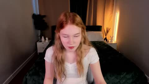 Julia online show from February 7, 2:36 am