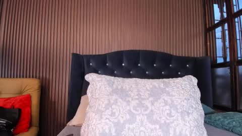 Julia online show from November 4, 10:44 pm