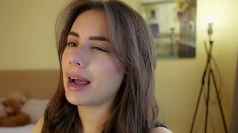 Molly online show from April 4, 3:08 pm