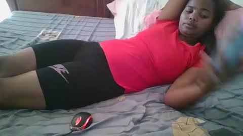 juliah02 online show from February 26, 10:05 am