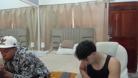 julian billy online show from March 11, 2:51 pm