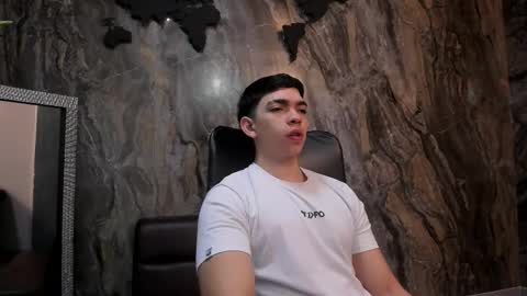 JULIAN  online show from February 18, 11:21 am