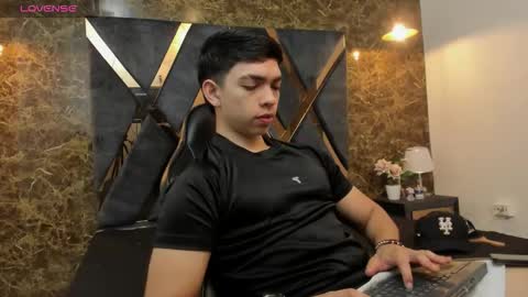 JULIAN  online show from February 24, 11:24 am