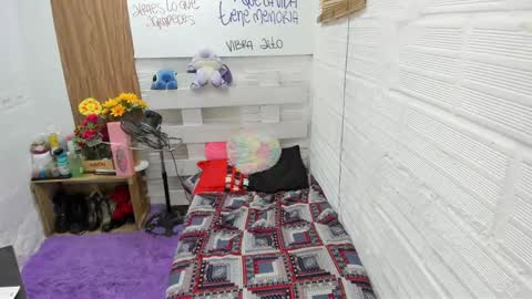 juliana online show from March 12, 2:52 am