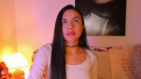 Juliana online show from March 18, 3:01 am