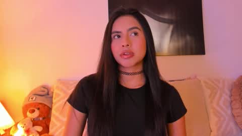 Juliana online show from March 25, 5:36 am