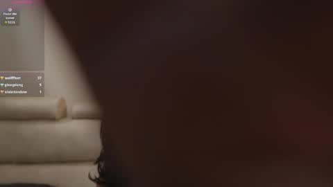 Juliana online show from April 4, 10:17 pm