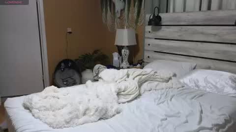 Texas Mamasita online show from July 8, 3:59 pm