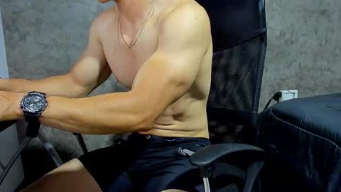 Julian online show from October 26, 12:06 pm