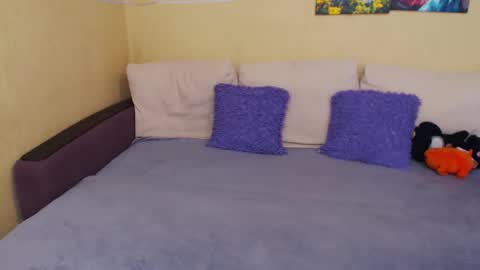 Jul online show from September 19, 2:32 pm