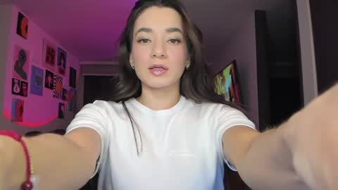 Jeimy Help me to reach 100 thumbs up online show from April 13, 12:04 am