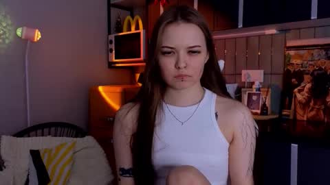 julidropp online show from December 20, 1:23 am