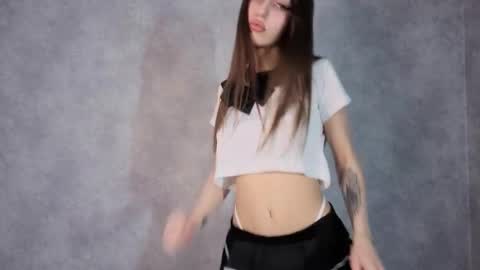 juliebeshears online show from March 25, 11:28 am