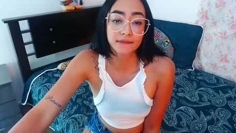 julieta art1 online show from December 23, 12:03 am