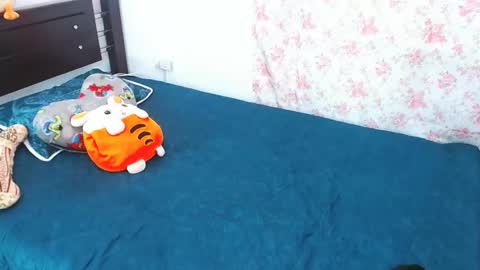 julieta art1 online show from December 31, 8:56 pm