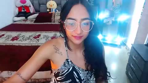 julieta art1 online show from March 11, 11:15 pm