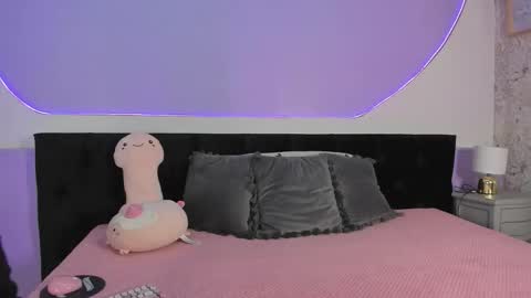 Julieta  online show from October 28, 12:06 pm