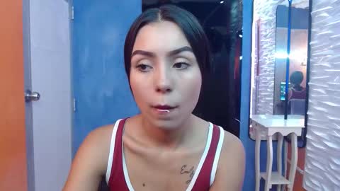 julieta_fn online show from March 4, 4:48 pm