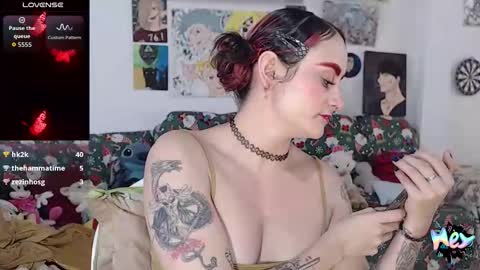 Julieta Jaguar online show from February 13, 3:48 pm