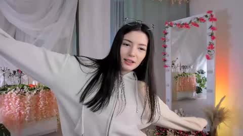 Julieta or Jully online show from February 24, 9:09 pm