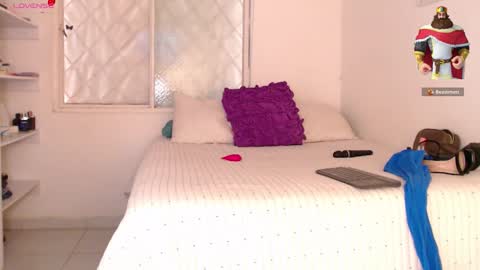 Julieta online show from November 4, 4:41 pm