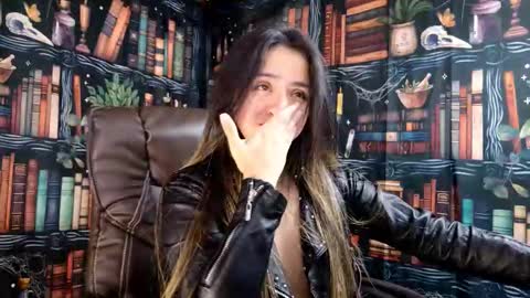 Julietta Jackson online show from March 25, 8:15 pm