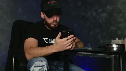 JULiUS   online show from November 27, 11:23 pm