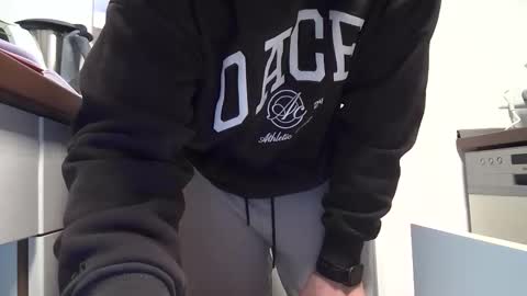 julzzy21 online show from November 29, 7:10 pm