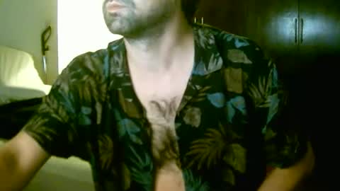 Mia online show from December 22, 3:35 am