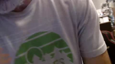 Your Zaddy online show from November 16, 7:43 am