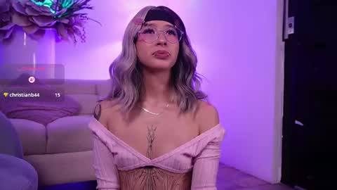 JESSI online show from June 17, 12:32 pm