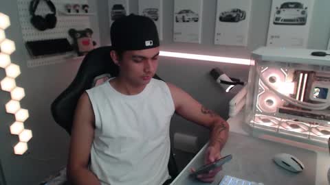 Rhys online show from November 14, 5:26 pm