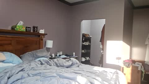 Tohiptwoquit online show from March 9, 11:03 pm