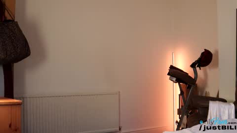 Billie  B  William online show from October 15, 7:53 am