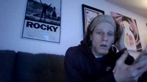 justhavingfun111 online show from February 13, 2:34 am