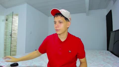 Snapshot of justin_biker chatting on September 21, 2:59 am justin_biker online show from September 21, 2:59 am