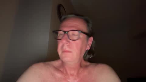 justin_hornyyyy online show from December 4, 2:22 am