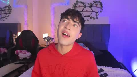 Justin online show from February 5, 11:47 am