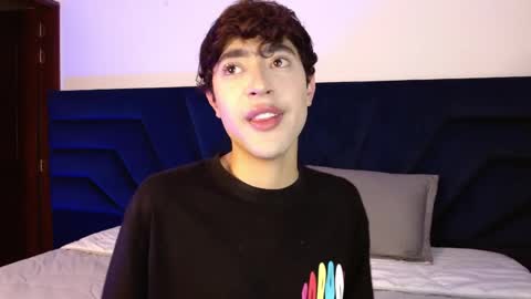 Justin online show from April 4, 3:46 am