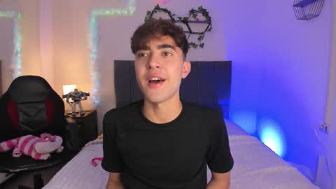 Justin online show from December 19, 12:11 pm