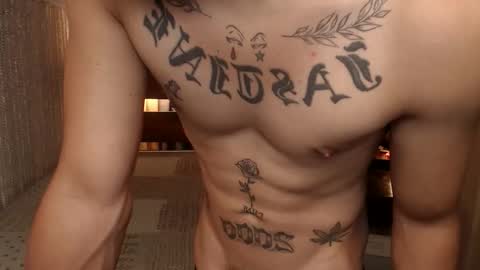 justine_hunk online show from June 5, 6:52 am