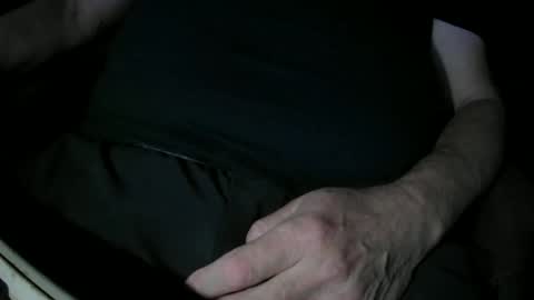 Snapshot of justme39057 chatting on September 16, 4:10 pm Justme39057 online show from September 16, 4:10 pm