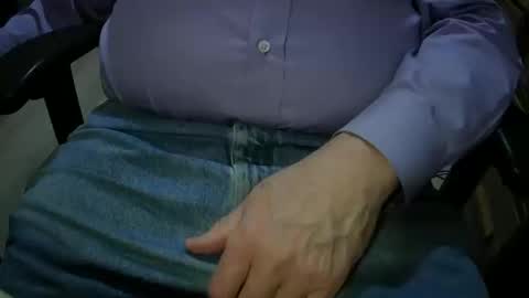 Snapshot of justme39057 chatting on October 13, 1:18 am Justme39057 online show from October 13, 1:18 am