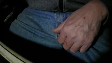 Snapshot of justme39057 chatting on October 27, 6:30 pm Justme39057 online show from October 27, 6:30 pm