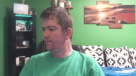 Justme online show from December 7, 5:48 pm