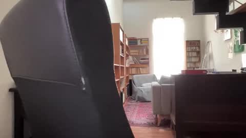 justmeandyou00 online show from September 18, 7:45 am