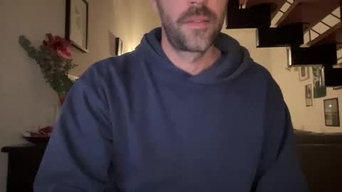 justmeandyou00 online show from December 21, 7:42 pm