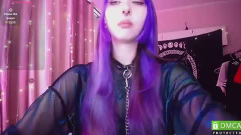justmeowgirl online show from August 1, 5:09 am