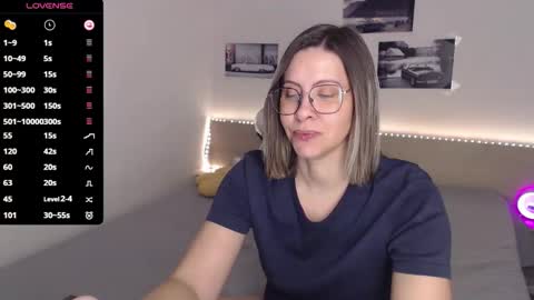 Julie online show from February 1, 4:53 am