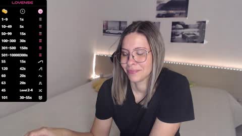 Julie online show from November 7, 5:10 am